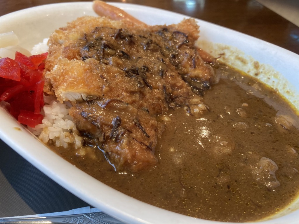 Curry de Cafeうつわチキンカツカレー